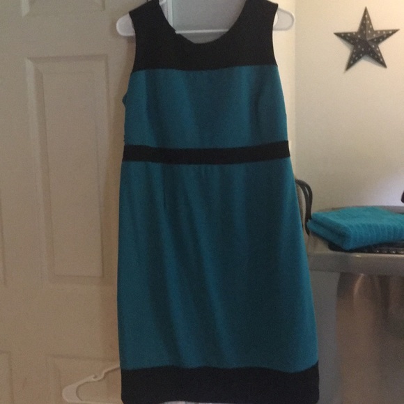 Maternity dress - Picture 2 of 4